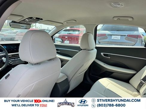 New 2026 Hyundai Sonata SEL FWD image 19