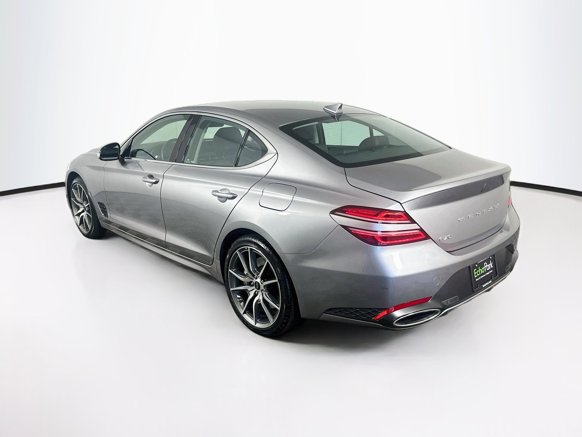 Used 2026 Genesis G70 2.5T RWD image 5