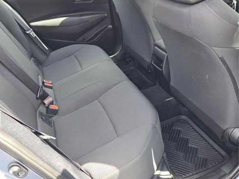 Used 2022 Toyota Corolla LE FWD image 16