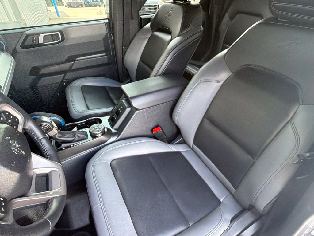 Used 2024 Ford Bronco Black Diamond AWD/4WD image 9