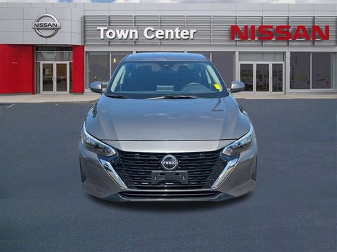Certified 2025 Nissan Sentra SV FWD image 2