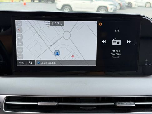 Used 2025 Hyundai Palisade SEL FWD image 14