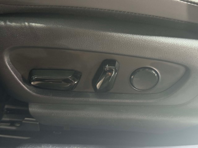 Used 2024 Lexus ES 300h w/ Premium Package FWD image 23