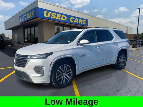 Used 2023 Chevrolet Traverse High Country w/ LPO, Floor Liner Package AWD/4WD image 1