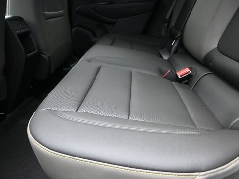 New 2026 Chevrolet Trax ACTIV w/ Driver Confidence Package FWD image 16