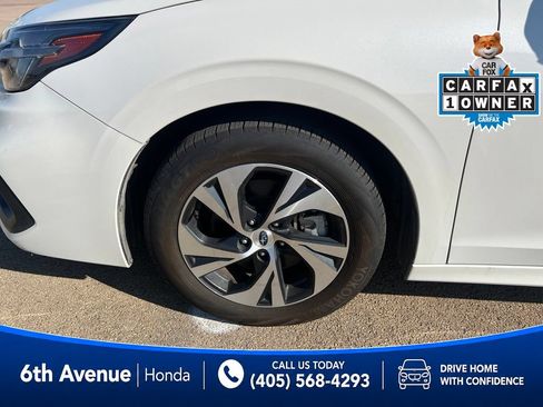 Used 2025 Subaru Legacy Premium AWD/4WD image 9