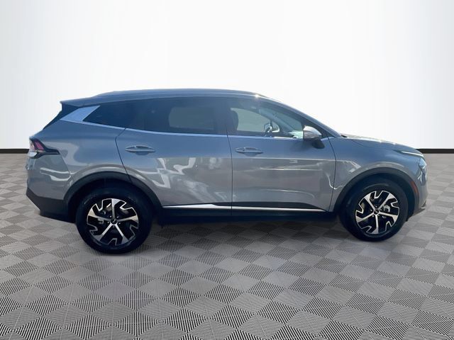 Used 2025 Kia Sportage EX AWD/4WD image 8