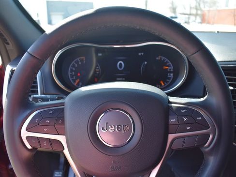 Used 2022 Jeep Grand Cherokee Limited image 40