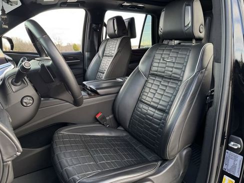 Certified 2023 Cadillac Escalade Premium Luxury Platinum image 26