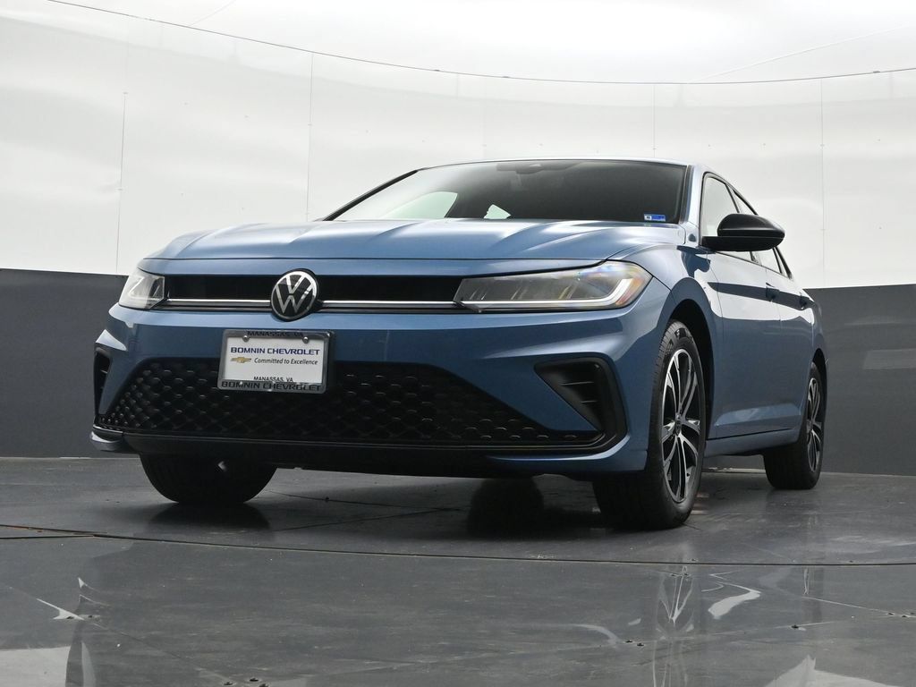 Used 2025 Volkswagen Jetta Sport FWD image 37