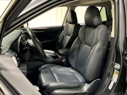 Used 2022 Subaru Outback Limited XT image 25