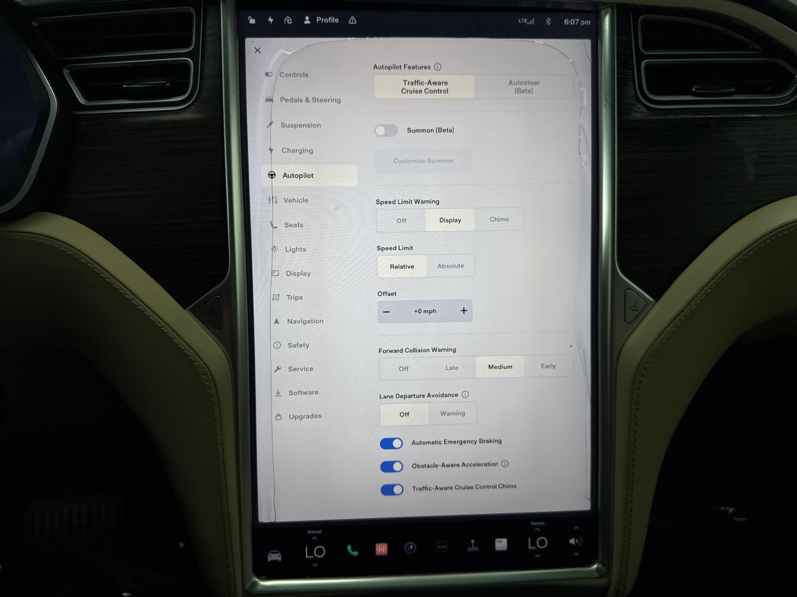 Used 2016 Tesla Model X 75D AWD/4WD image 35