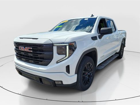 Used 2022 GMC Sierra 1500 Elevation AWD/4WD image 2