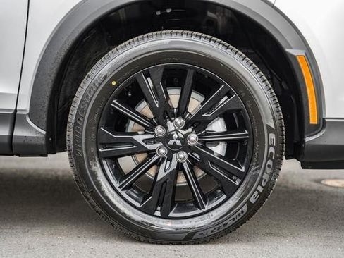 New 2026 Mitsubishi Eclipse Cross LE image 15