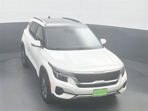 Used 2023 Kia Seltos S w/ Navigation Package image 20