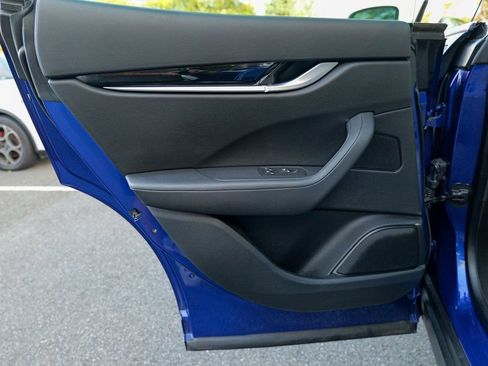 Used 2022 Maserati Levante GT image 24