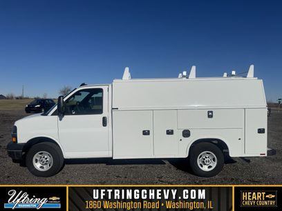 New 2025 Chevrolet Express 3500 w/ Power Convenience Package