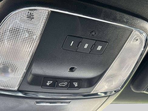Used 2018 Jeep Grand Cherokee Laredo AWD/4WD image 29
