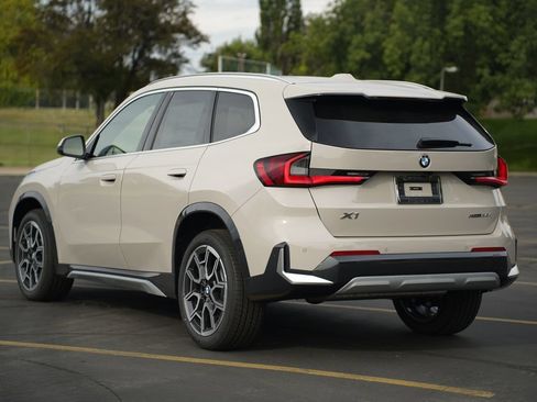 New 2026 BMW X1 xDrive28i w/ Convenience Package AWD/4WD image 3