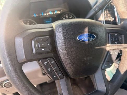 Used 2016 Ford F150 XLT RWD image 12