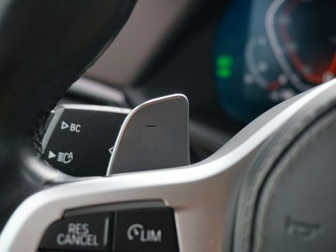 Used 2019 BMW X5 xDrive50i w/ M Sport Package image 19