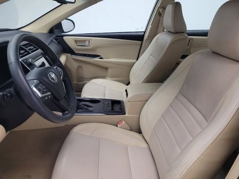 Used 2017 Toyota Camry XLE image 17