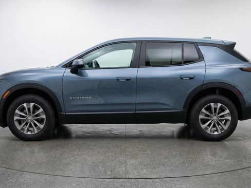 Used 2025 Chevrolet Equinox LT image 5