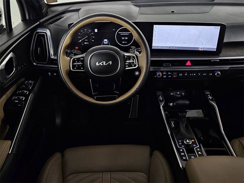Used 2024 Kia Sorento SX Prestige w/ Olive Brown Leather Package image 8