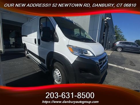 Used 2025 RAM ProMaster 2500 w/ U-Haul Equipment Group FWD image 9
