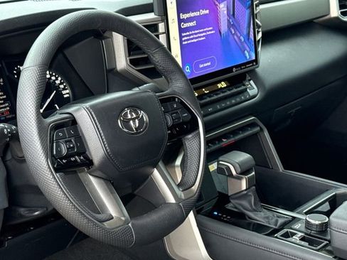 Used 2023 Toyota Tundra Limited AWD/4WD image 19
