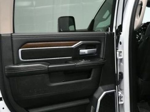 Used 2024 RAM 2500 Laramie AWD/4WD image 14