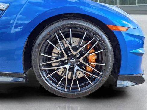 Certified 2024 Nissan GT-R w/ Floor Mat Package image 9