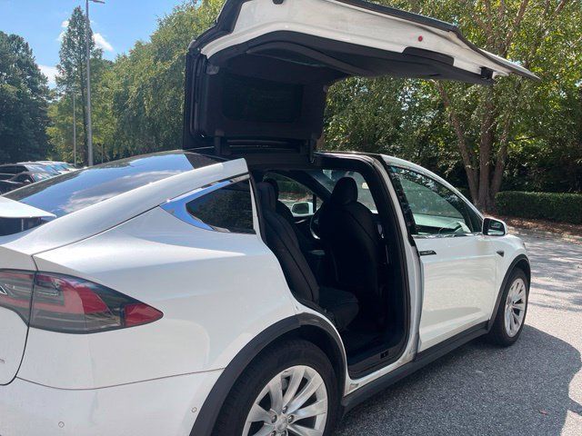 Used 2020 Tesla Model X Long Range AWD/4WD image 12