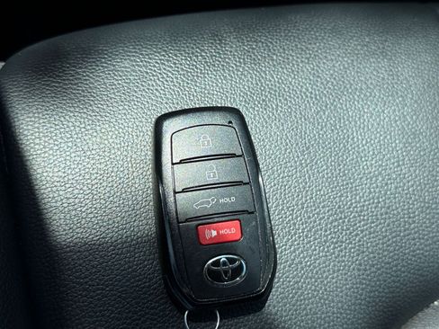 Used 2024 Toyota Highlander XSE AWD/4WD image 20