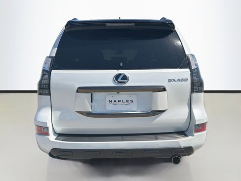 Used 2023 Lexus GX 460 w/ Black Line Special Edition image 4
