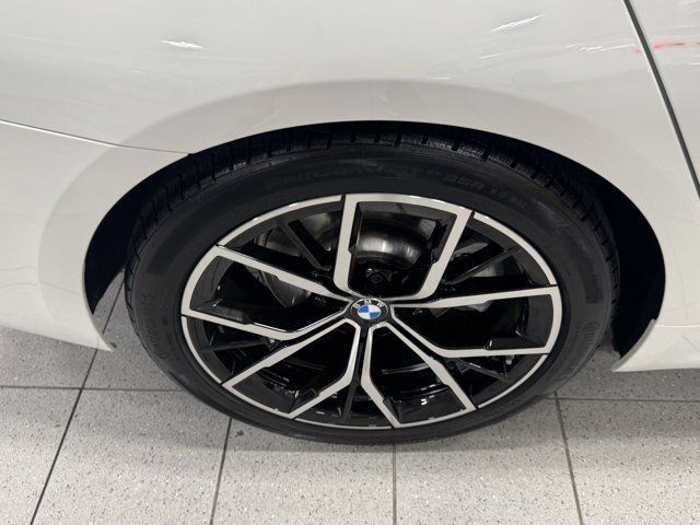 Used 2023 BMW 530i xDrive w/ M Sport Package AWD/4WD image 12