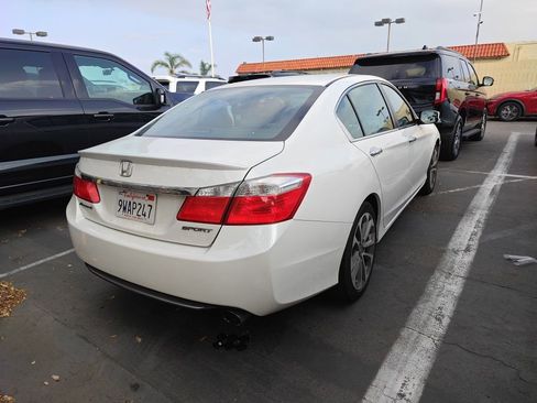 Used 2013 Honda Accord Sport image 2