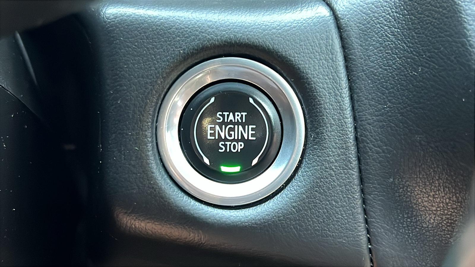 Certified 2023 GMC Yukon AT4 AWD/4WD image 32