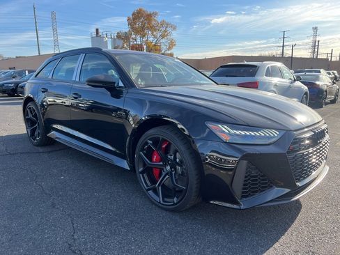 New 2025 Audi RS 6 performance image 5