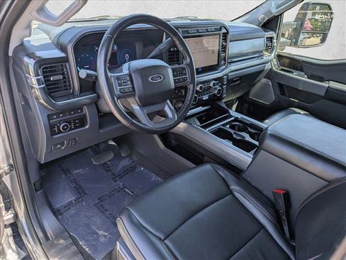 Used 2024 Ford F250 Lariat w/ Lariat Ultimate Package AWD/4WD image 9