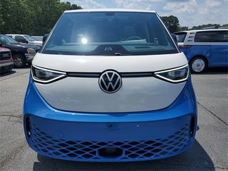 New 2025 Volkswagen ID. Buzz Pro S Plus video 2