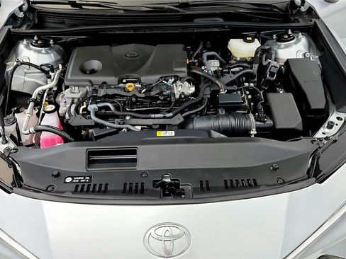 Used 2025 Toyota Camry LE image 15