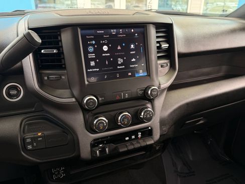 Used 2024 RAM 3500 Tradesman w/ Chrome Appearance Group AWD/4WD image 38