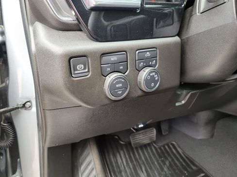 Used 2025 Chevrolet Silverado 1500 LT AWD/4WD image 21