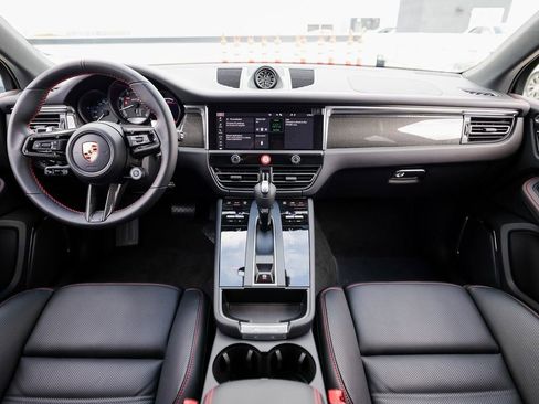 New 2026 Porsche Macan GTS AWD/4WD image 24