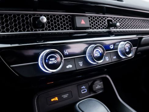 Certified 2024 Honda Civic Sport image 23