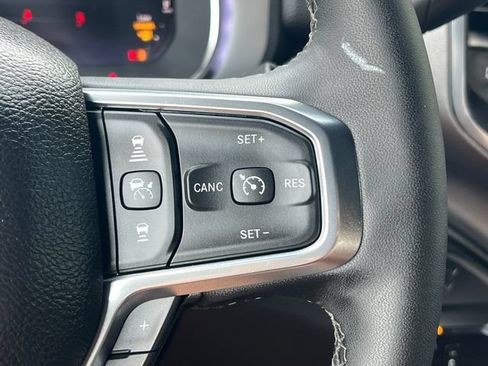 Used 2025 RAM 2500 Laramie AWD/4WD image 27
