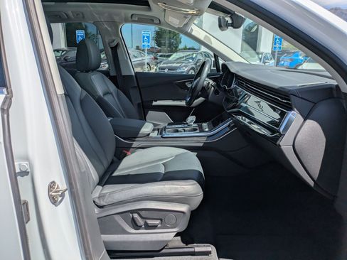 Used 2023 Audi Q7 3.0T Premium Plus AWD/4WD image 35