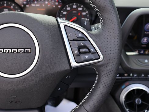 Certified 2023 Chevrolet Camaro LT image 17