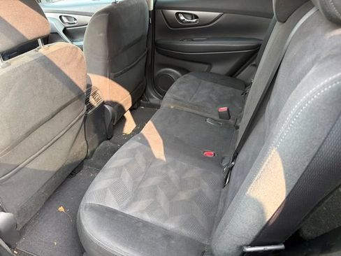 Used 2015 Nissan Rogue SV AWD/4WD image 19